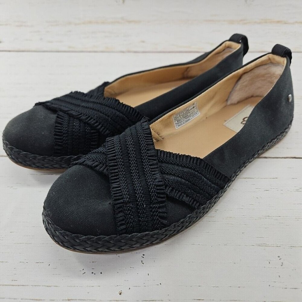UGG Australia Ynez Womens Size 6.5 Black Shoes Flats Canvas Slip On 1092238